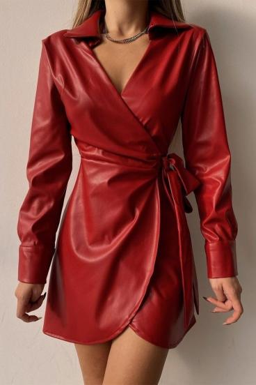 Elegante mini vestido de piel sintética con cuello con solapa Pellita, rojo