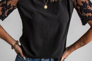 Camiseta de mujer con mangas transparentes Jurana, negra