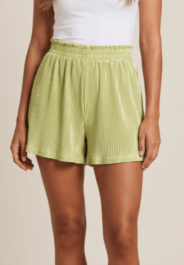 Pantalón corto con cintura elástica, color verde claro