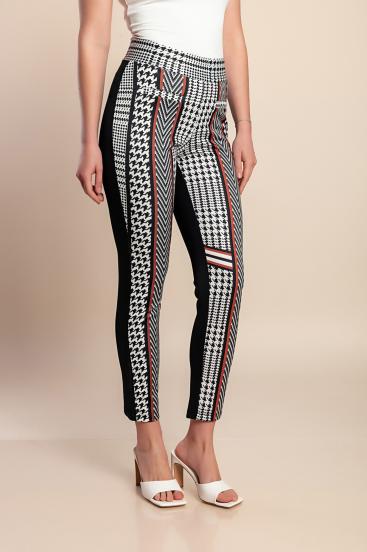 Pantalones pitillo estampados, color negro