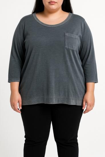 Camiseta de algodón talla grande con bolsillo decorativo, gris