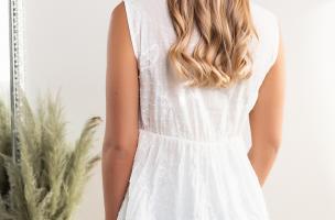 Mini vestido de verano con encaje Selfoss, beige